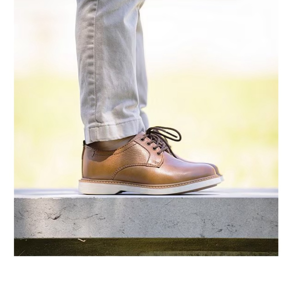 Tan Leather Oxfords Dress Shoes Size 10 Toddler - Picture 3 of 3